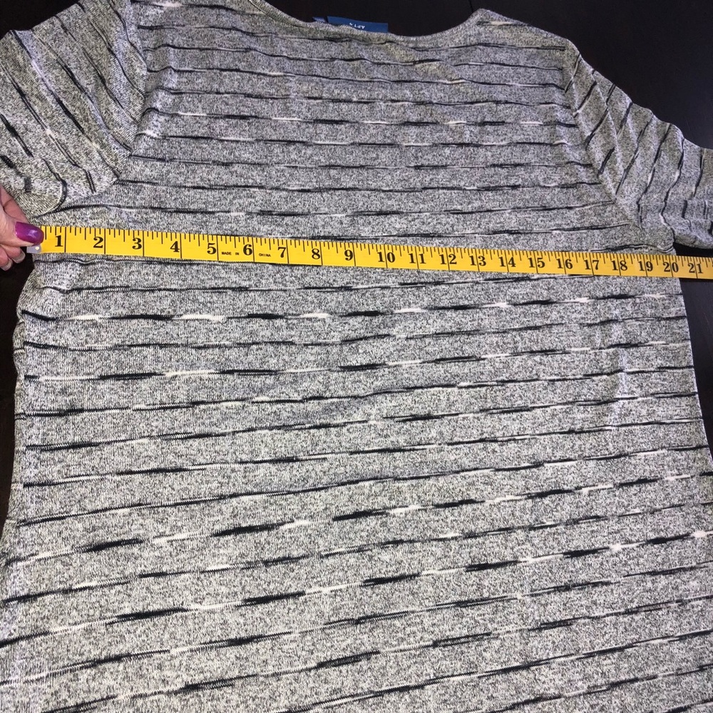 🚫SOLD🚫 Women’s APT 9 Short Sleeve top NWT - Picture 5 of 6